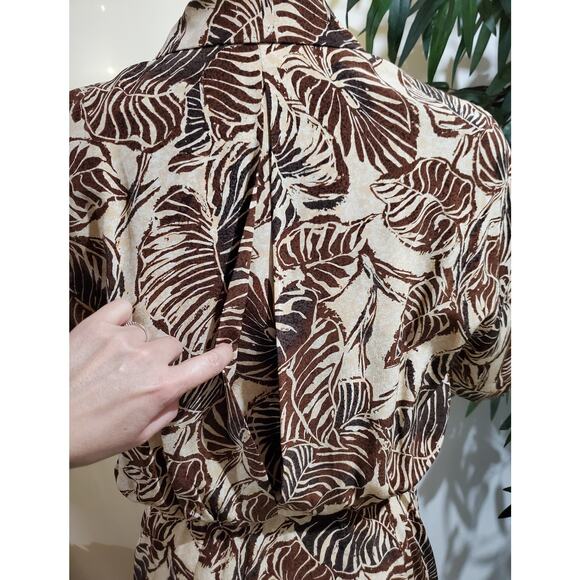Gillian VTG Safari Palm Leaf 100% Silk Wrap Dress Womens Size 8 Neutral Pockets - Picture 7 of 14